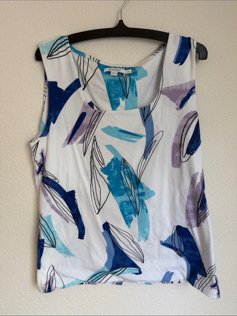Chico's White Sleeveless Print Tank with Blue & Purple Abstract Leaves